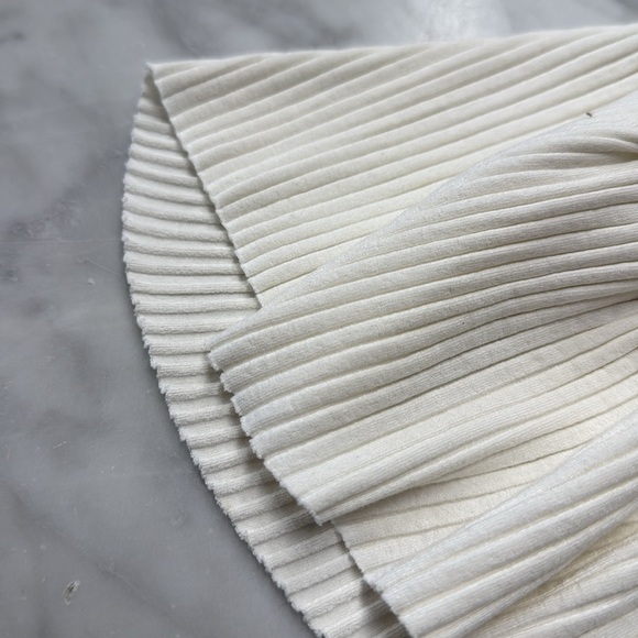 Farm Rio Cream Ribbed Flutter Sleeve Crop Top P(XS) - Picture 6 of 12